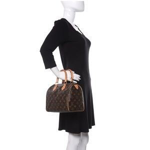 ✨SOLD✨Louis Vuitton Monogram Speedy 25